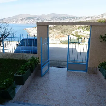 Armantis * Sarande